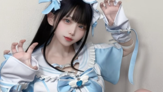 二次元から飛び出した！ あまつぷくぷ、『Re:ゼロから始める異世界生活』レムの完璧すぎるコスプレを披露