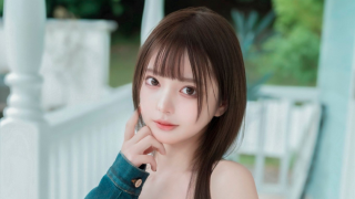 X復帰から1年！早瀬みる、黒ランジェリー×デニム姿で“感謝の節目ショット”公開