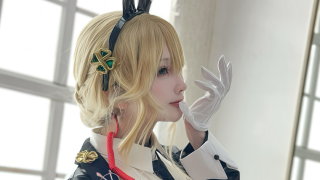 セクシーすぎるバニーエージェント！　とうか、『NIKKE』エードのコスプレで魅了