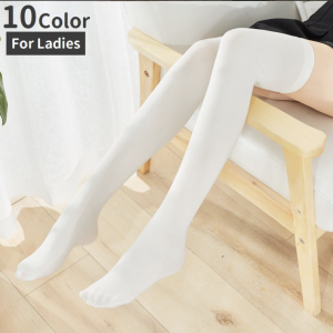 シンプルなレディース用ニーハイソックス