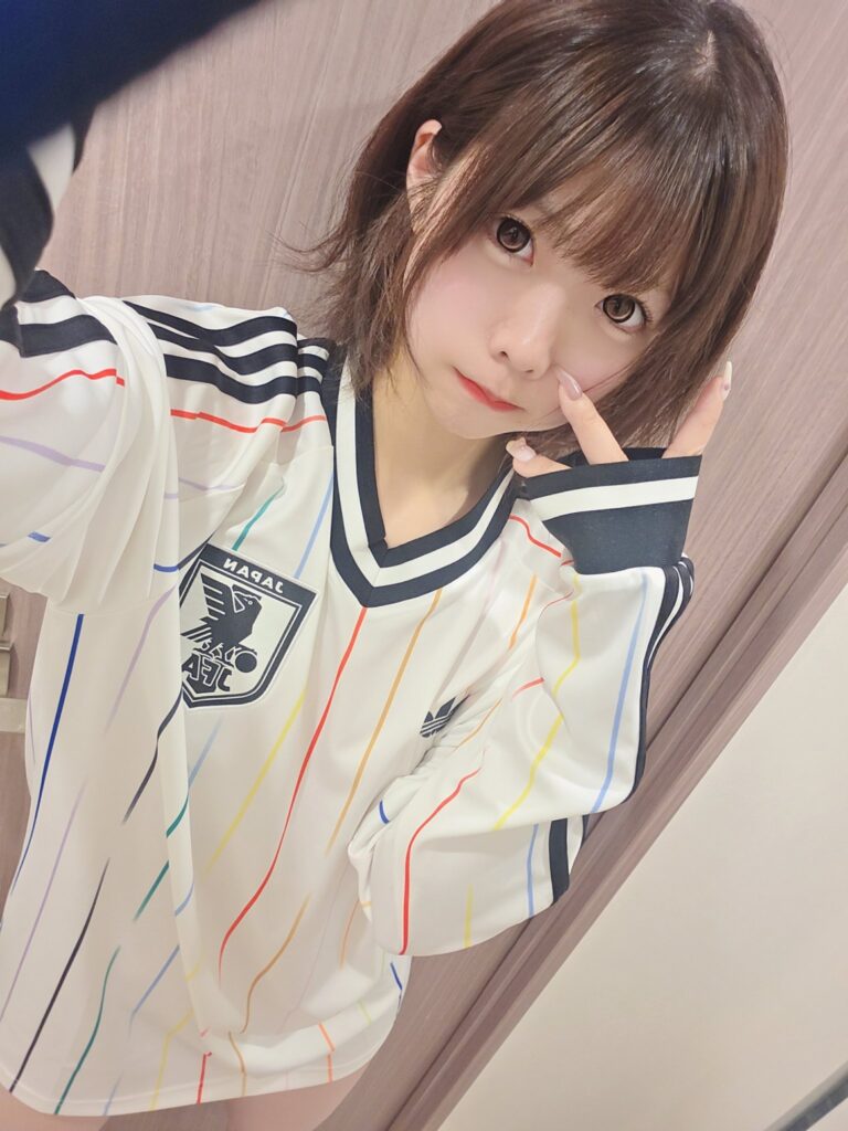 ニャロメニア