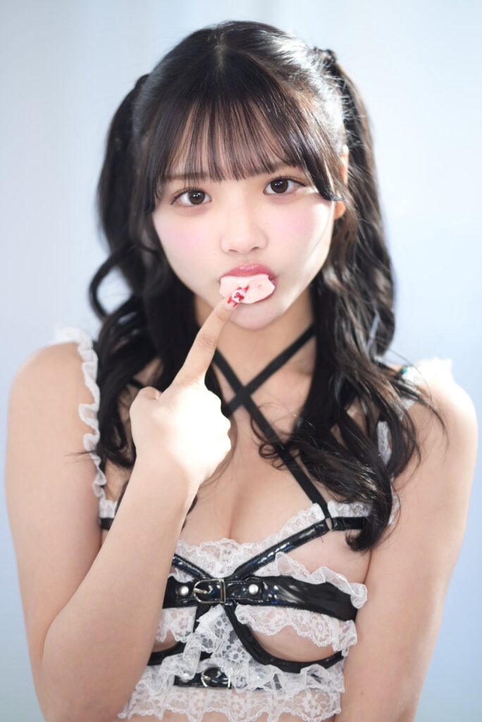 佐藤愛瑠（中森 心々奈）